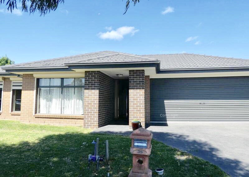 35 Stately drive, Cranbourne East